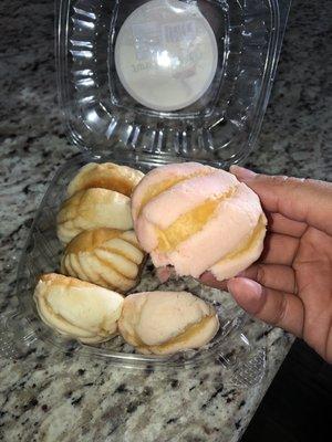 The best conchas in my opinion, so buttery & delicious