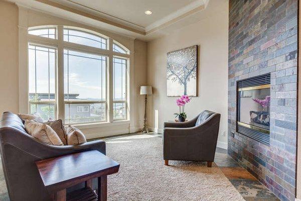 Sundance-Camas listing living room