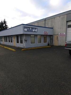 South End RV Repair 3624 A 96th ST SW Lakewood, WA. 98499