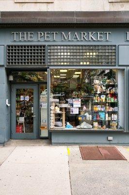 The Pet Market
 2821 Broadway