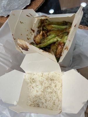 Chicken broccoli w/ white rice