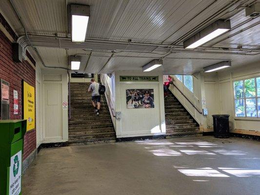 Meeting Point, Waiting Area AFTER turnstile