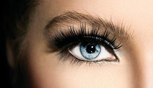 Get your glam on with our amazing deals on Eyelash Extensions! One of the best Techs in Rhode Island!