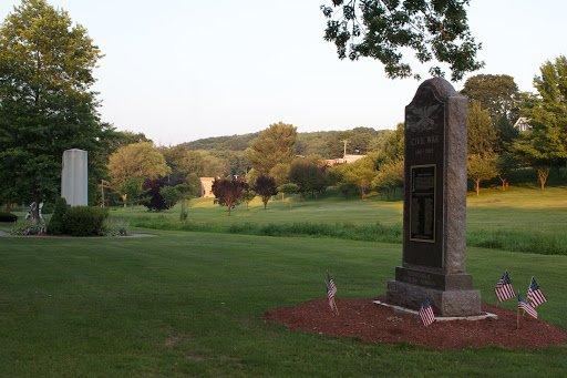 Veterans Memorial Park  Boulevard - Monuments