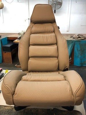 Lee's Auto Upholstery