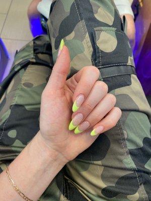 Green nails by the princess (Jasmine) *her mom and dad own and operate the salon.