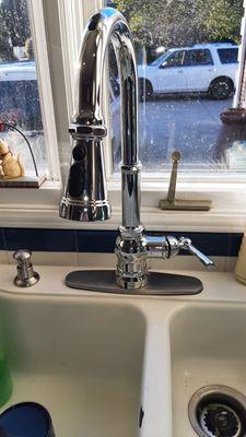 New kitchen sink faucet install for a customer.