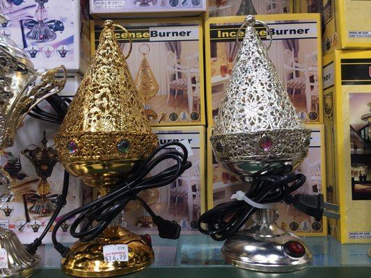 Very cute electronic incense burners. Picked me up the gold one. Works great!