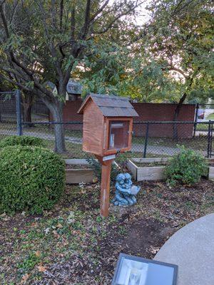 Little Free Library, 1910 S Lewis Ave, Tulsa