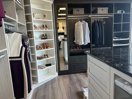 Bedroom closet organization