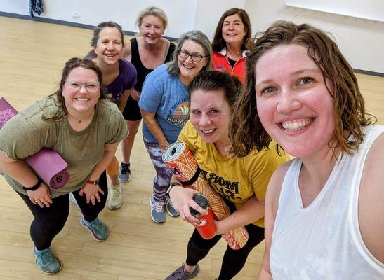 Nothing better than a post-class, sweaty selfie. All smiles!!