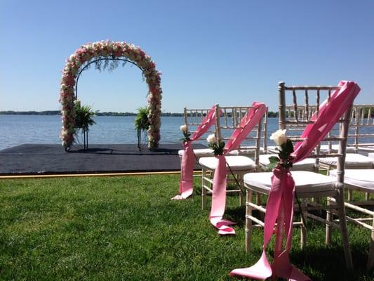 Whitewashed chiavari chairs