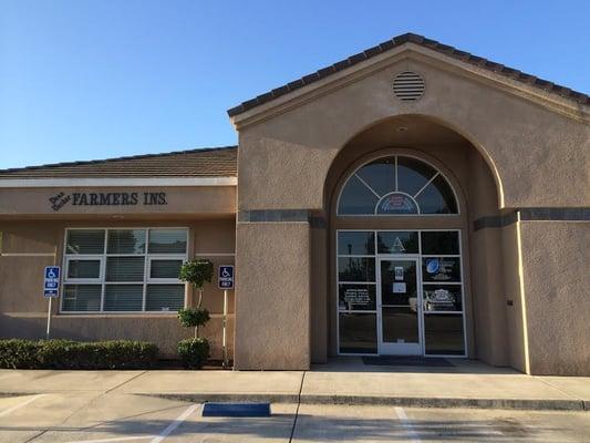 Wesson Hearing Aid Center entryway in Ripon, CA