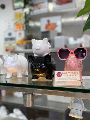 The little pig figurines are cute