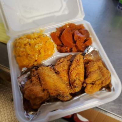 Fried Wings meal