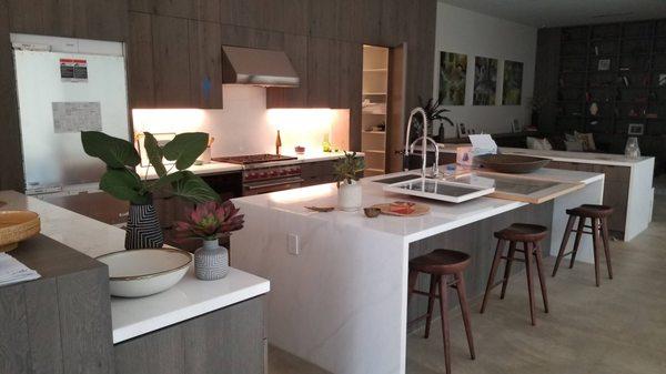 Kitchen Island, Santa Monica