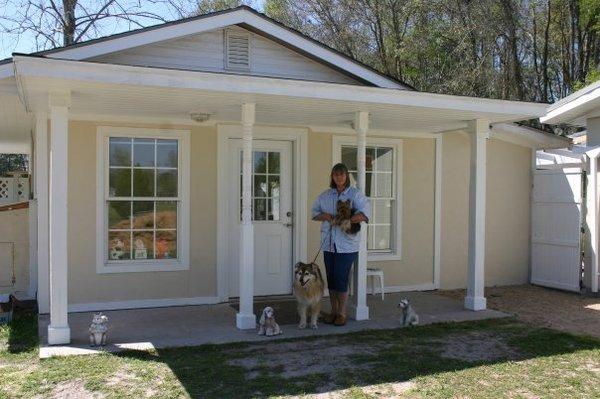 Canine Clips Grooming and Boarding