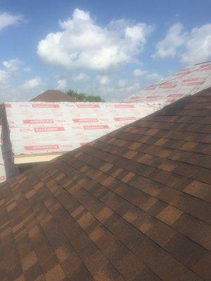 Owens Corning Brownwood dimensional shingle