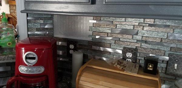 Backsplash falling off walls