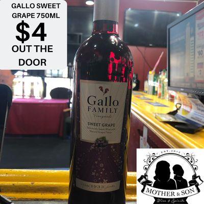 GALLO SWEET GRAPE 750ML $4