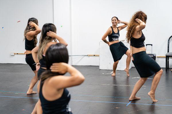 Te Aho Nui Tahitian Dance School