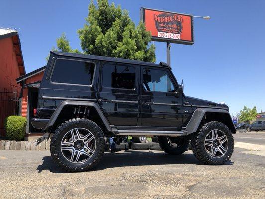 37x13.50r22 toyo open country m/t tires