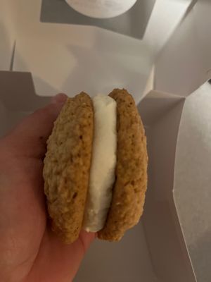 Oatmeal Cream Pie