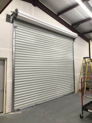 Rolling sheet door