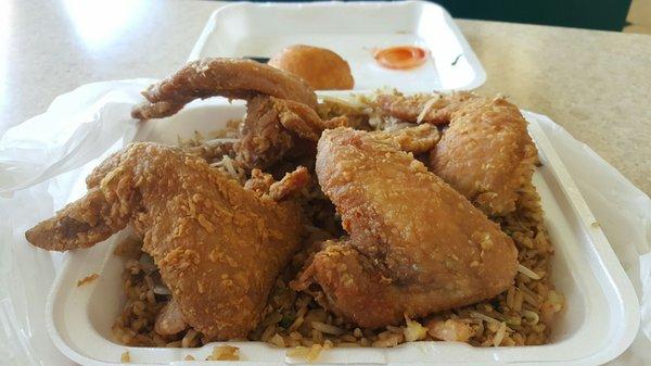 4 wings and shrimp fried rice