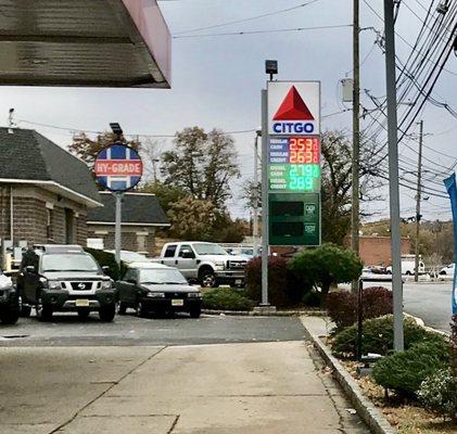 Current gas prices here 11/16/17