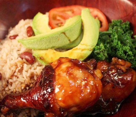 Rice & Peas Avocado Tomatoes BBQ Chicken