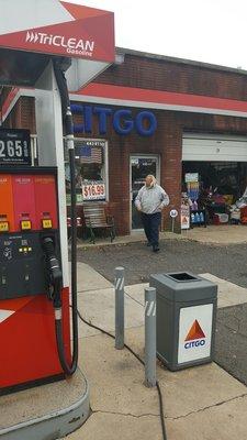 Bob's Citgo Gas Station