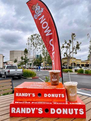 Randys Donuts