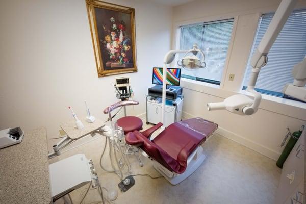 Another shot of the advanced equipment | Advanced Dentistry Renton | Dr. Rochelle Nguyen DMD