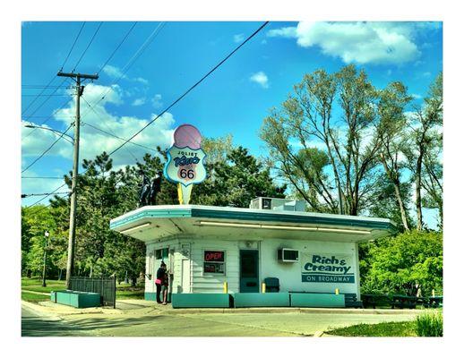 Rich & Creamy .Road 66 Joliet. Old Fashion Ice Cream Cones Sundaes Shakes Flurries Floats . Big Parking. Cool!