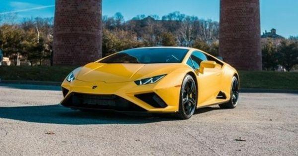 Yellow Lamborghini Huracán EVO