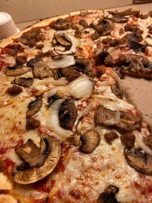 Large beef, mushroom, & onion