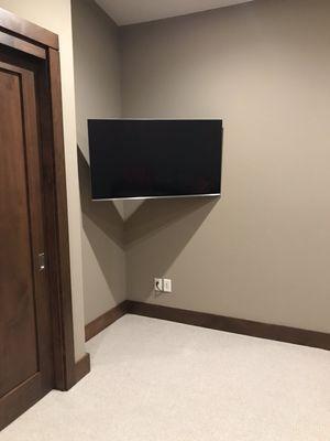 49" Samsung LED Corner Install