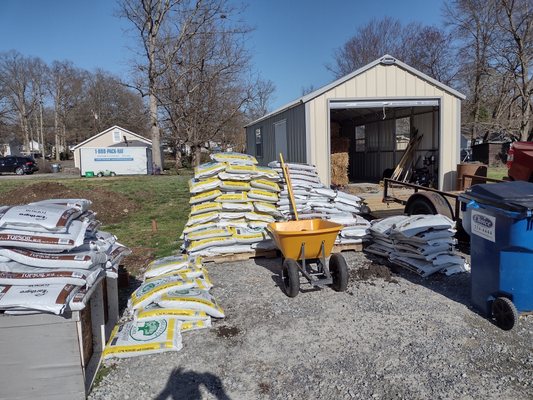 This is my shop at the beginning of 2021 a lot of yards wanted to be restored this year and I gave my clients what they needed