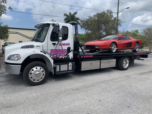 219 with a freshly painted ferrari