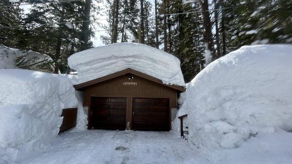 Garage cleared
Pic 1