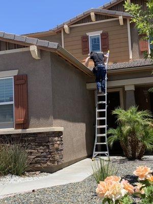 Home Inspector roof inspection