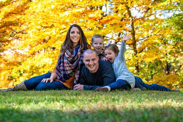 Fall family photo at Patterson Fruit Farm