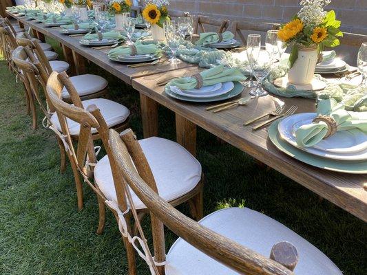 Beautiful farm table and chairs!