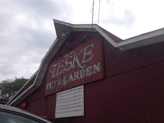 Teskes Pet & Garden since 1926