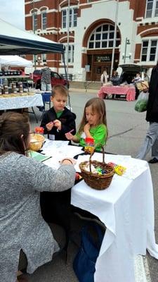 CIS advocates hold booths at local events to raise awareness about services and build relationships in their communities.