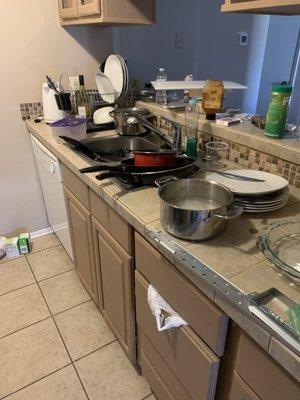 Left apartment dirty when moving out complained about charges