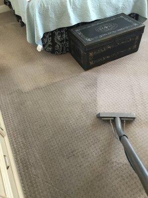 Bedroom carpet steam cleaning