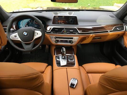 NEW 2016 BMW 750i 7series Black-Dark Brown , Light Brown Interior