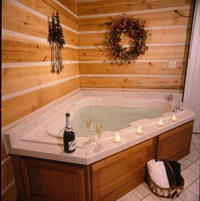 Oversized whirlpool tub at Cabins & Candlelight